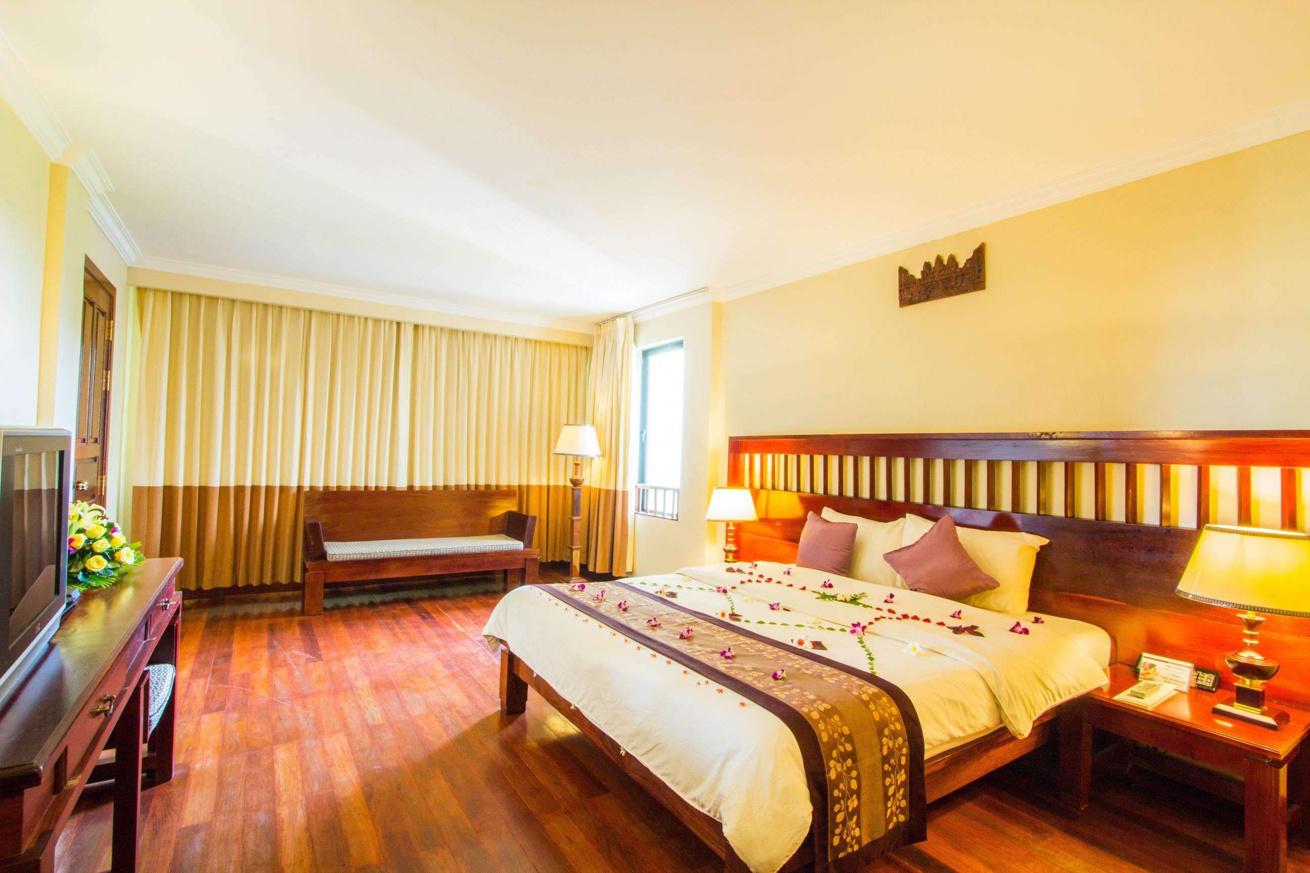 Royal Empire Premium Hotel Siem Reap Esterno foto