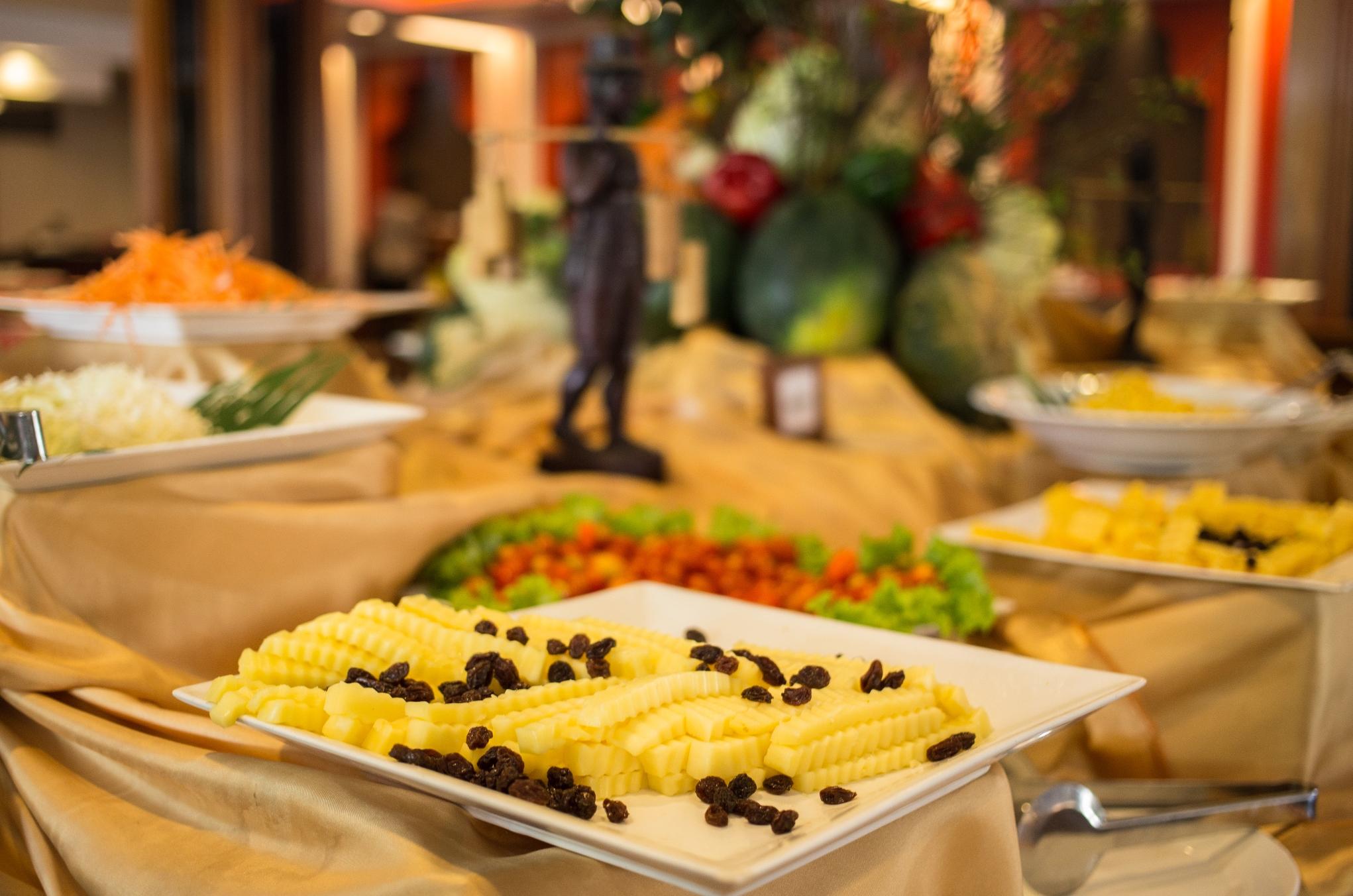 Royal Empire Premium Hotel Siem Reap Esterno foto